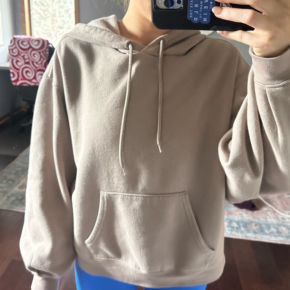 Gray Long Sleeve Crop Hoodie